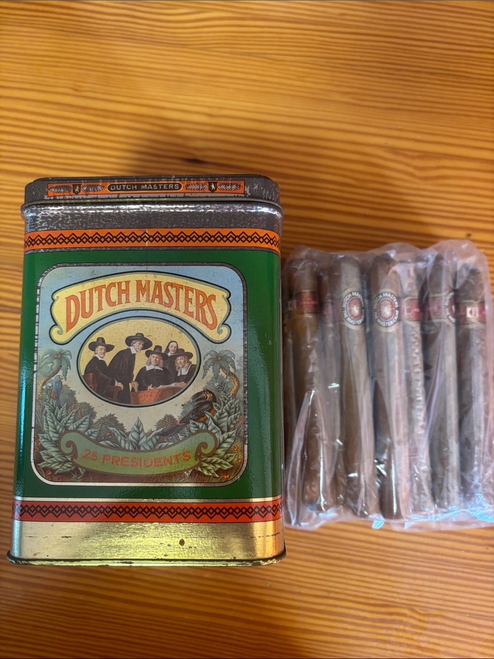 Dutch Masters vintage 25 Presidents Cigar Tin with 15 Cigar’s